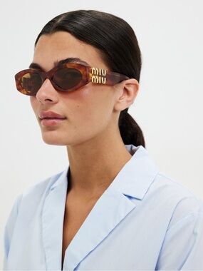New in Box Miu Miu Glimpse Oval Sunglasses in Tortoiseshell
